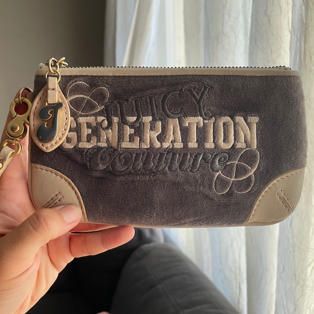 Juicy Couture Gray and Cream Clutch Wristlet